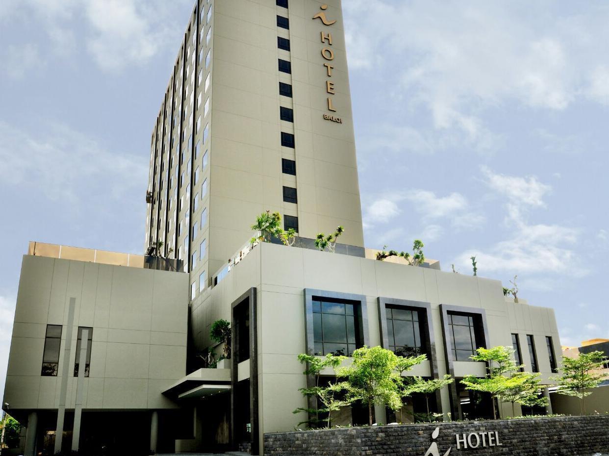 I Hotel Baloi Batam Nagoya Exterior photo